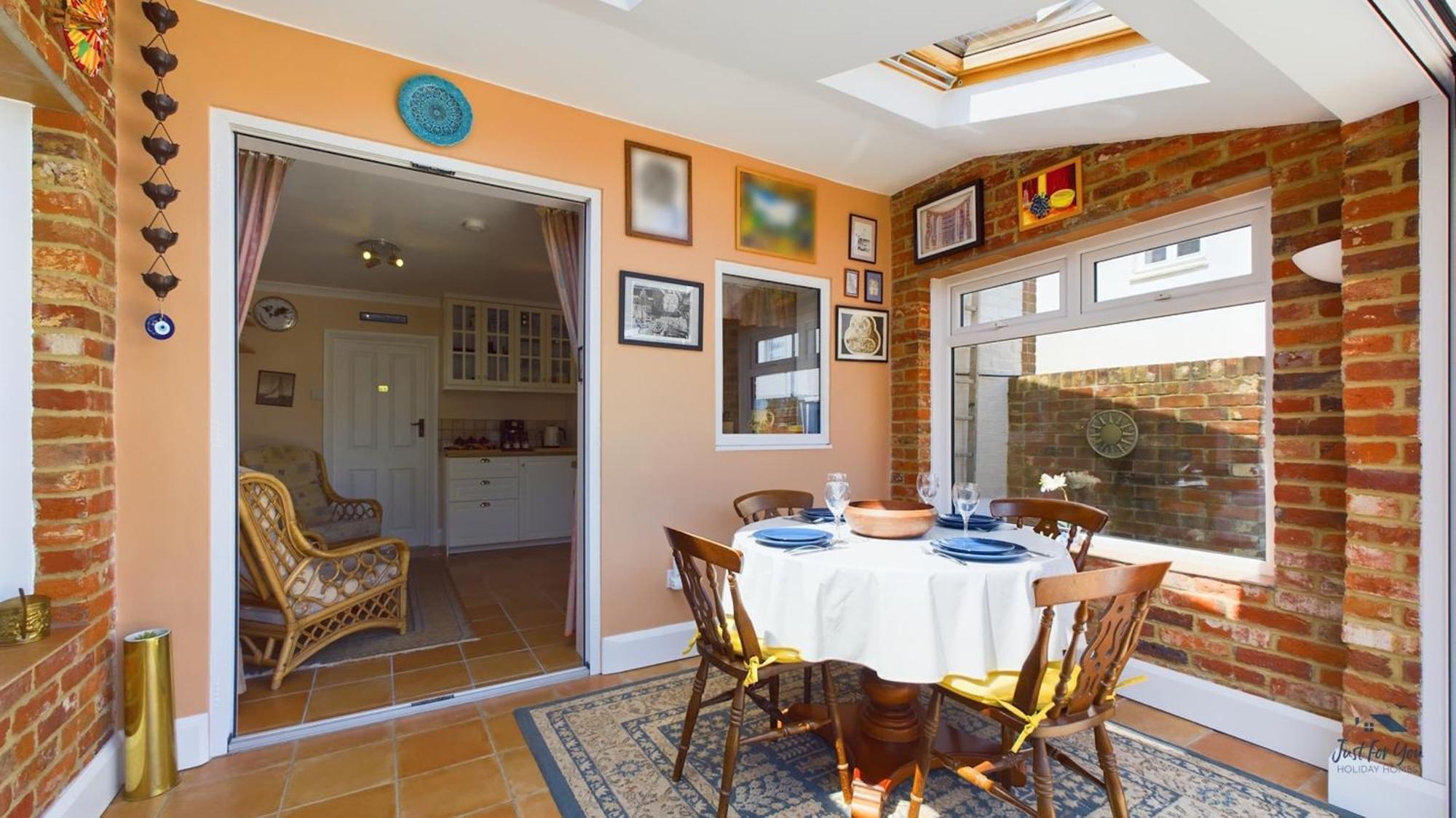 Anchor Down Cottage The Perfect Seaside Retreat Sleeps 4 Beach 2 Mins Ryde  Bagian luar foto